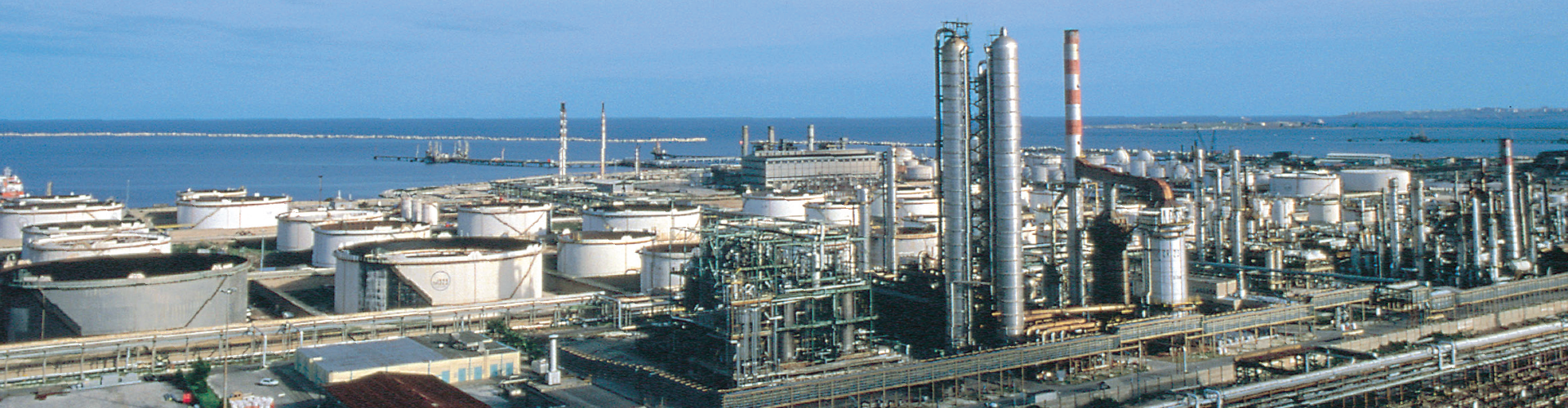 Connected safety refinery