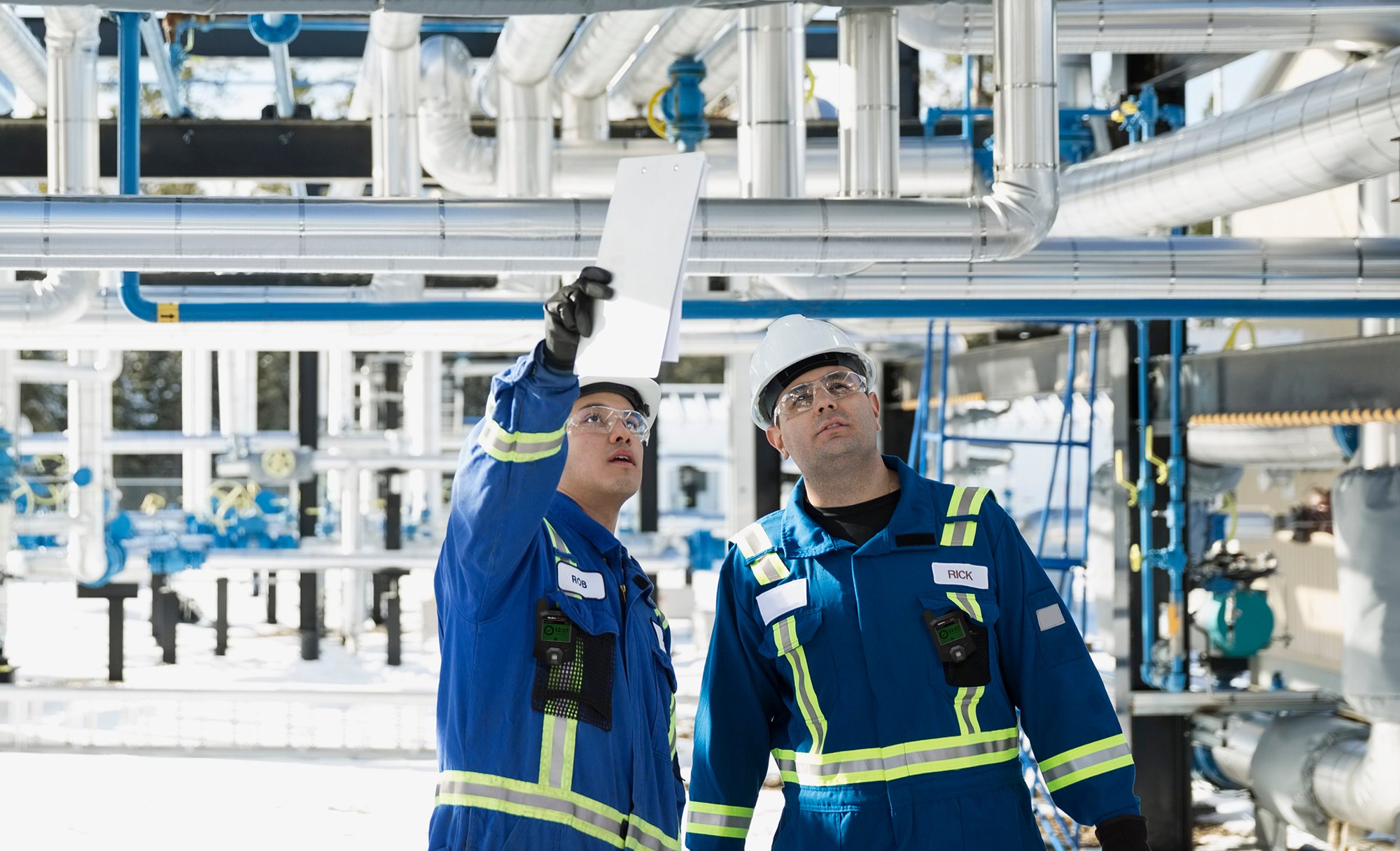 G6 Single-gas detector refinery workers shutdowns and turnarounds