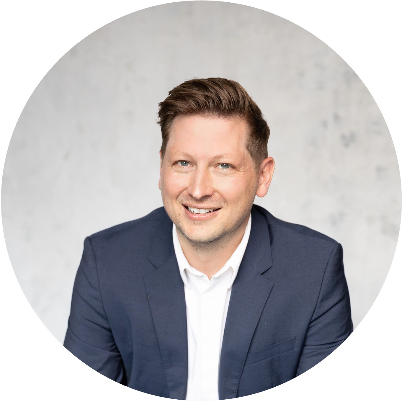 Nathan Bond Headshot